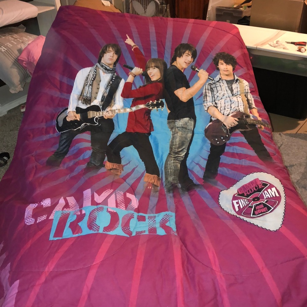 Original Camp Rock Full size comforter